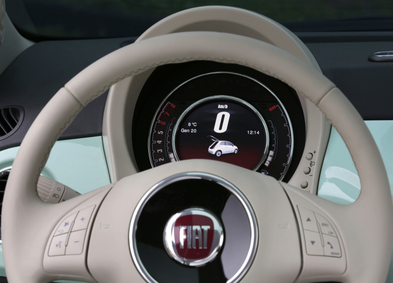 Illustration for article titled Drink The Kool-Aid Of The Fiat 500's Nifty New Digital Gauges